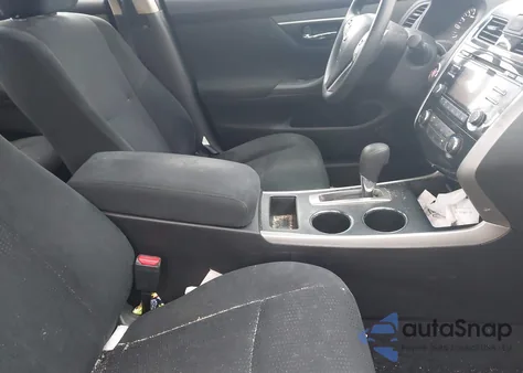 2015 Nissan Altima 2.5/2.5 S/2.5 Sl/2.5 Sv из США, поврежденный, VIN 1N4AL3AP8FN332911